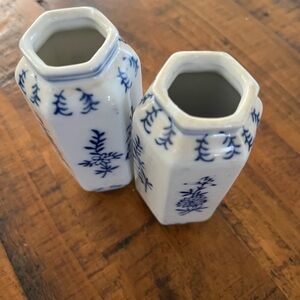 Vintage Blue and White Chinese porcelain Vases